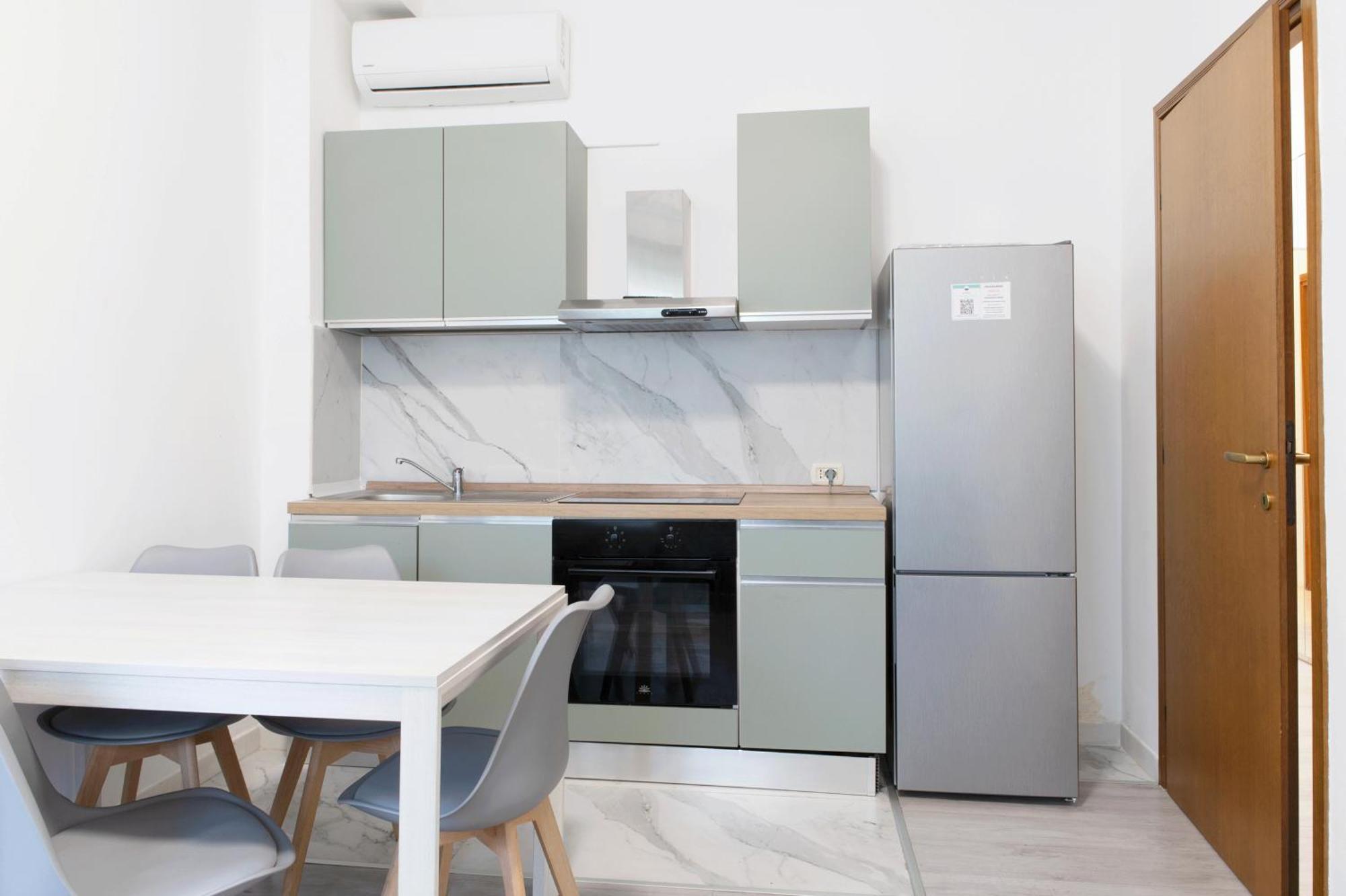 Toma Apartment Trilocale Moderno Per Max 6 Persone Milano Eksteriør bilde